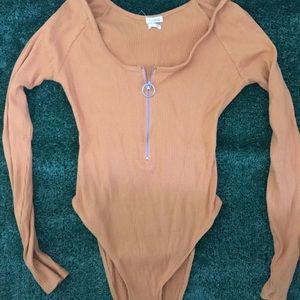 ✨URBAN OUTFITTERS BODYSUIT✨